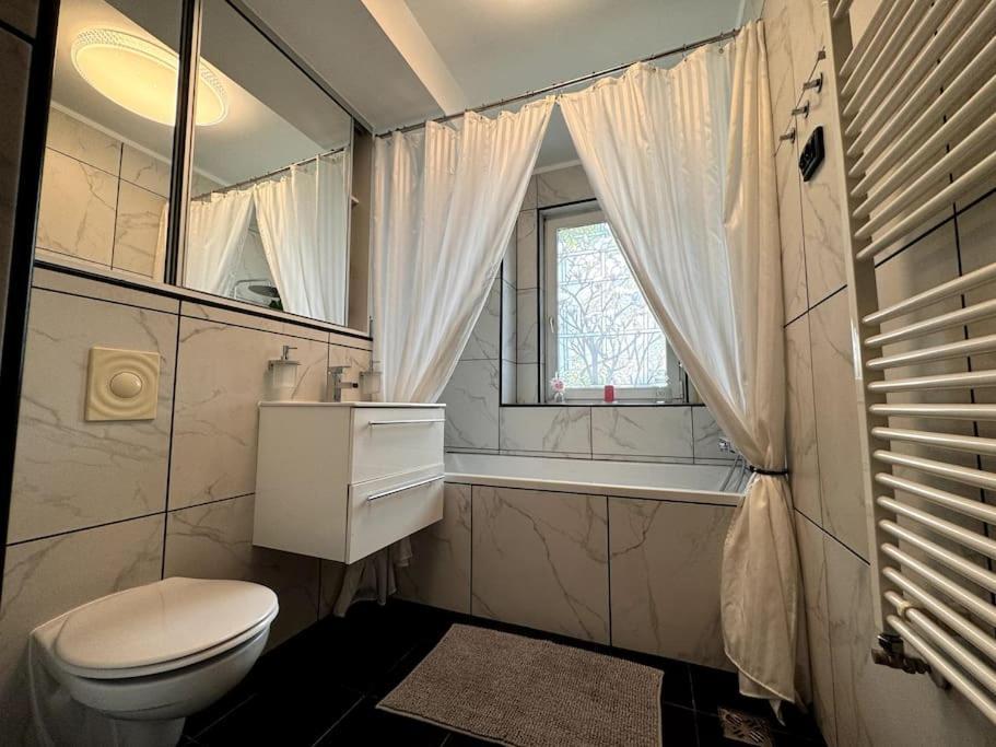 Ultra Central Premium Duplex Budapest Esterno foto