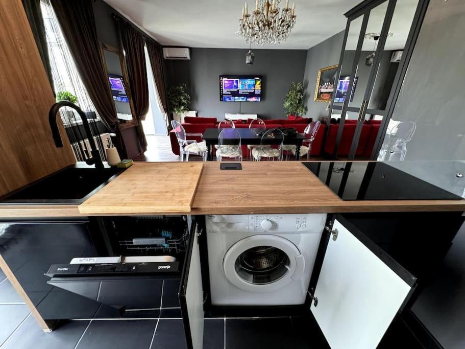 Ultra Central Premium Duplex Budapest Esterno foto